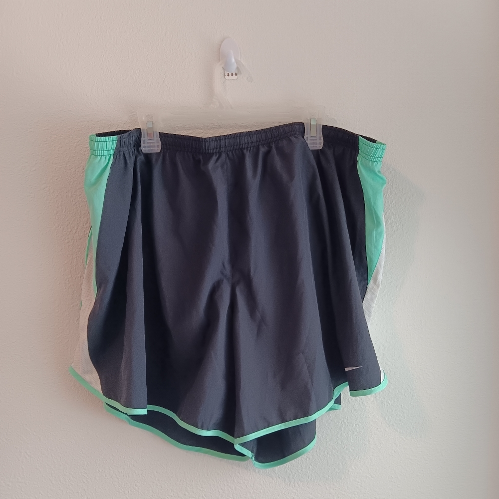Nike Dri-FIT Short Women Size 3XL Black